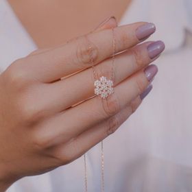 Takıhan Kar Tanesi Tasarımlı Rose Kaplama 925 Ayar Gümüş Kolye