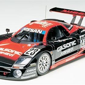Tamiya 1/24 Nissan R390 Gt1 Plastik Araba Maket Kiti