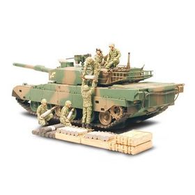 Tamiya 1/35 Type 90 Tank W/Ammo Loading Plastik Tank Ve Figür Maket Kiti