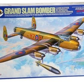 Tamiya 1/48 Lancester Grand Slam Bomber Propeller Action Plastik Uçak Maket Kiti