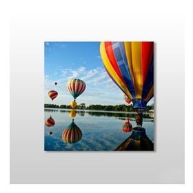 Technopa Balonlar ve Nehir 120x120 cm Kanvas Tablo