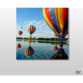 Technopa Balonlar ve Nehir 140x140 cm Kanvas Tablo