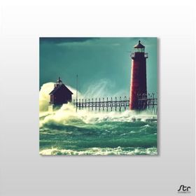 Technopa Dalga ve Deniz Feneri 150x150 cm Kanvas Tablo