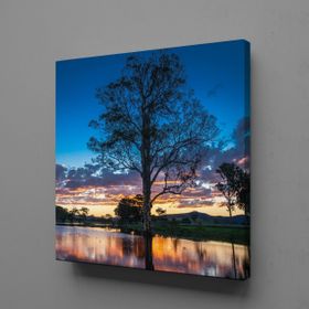 Technopa Göl İçindeki Ağaç 25x25 cm Kanvas Tablo