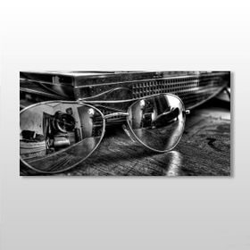 Technopa Gözlük ve Yansıması 220x110 cm Kanvas Tablo