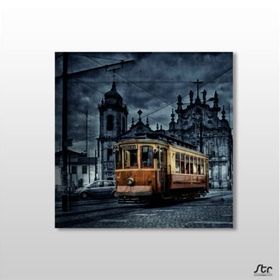 Technopa Tramvay Istanbul Gece 140x140 cm Kanvas Tablo