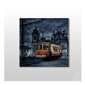 Technopa Tramvay Istanbul Gece 70x70 cm Kanvas Tablo