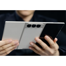Tecno Phantom Ultimate G Fold Concept