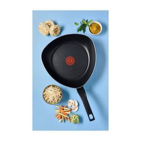 Tefal Titanium Simple Cook 26 cm Derin Üçgen Tava