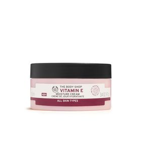The Body Shop 100 ml Vitamin E Nemlendirici Gündüz Kremi