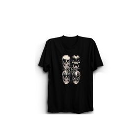 The Fame Kurukafa Temalı 4 Skull Rock Metal Müzik Grubu With Signs Siyah Kadın T-shirt