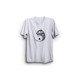 The Fame Ying-Yang Zen From Trees Ağaç ve Denge Beyaz Kadın T-shirt