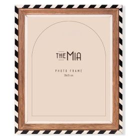 The Mia Striped 25x30 cm Fotoğraf Çerçevesi