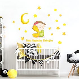 Tilki Dünyası Uyuyan Prenses Ay ve Yıldız Bebek ve Çocuk Odası Duvar Stickerı