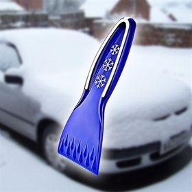 Titiz Plastik Oto Cam Buz Kazıyıcı