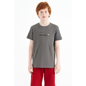 Tommy Life 11117 Koyu Gri Baskı Detaylı O Yaka Standart Kalıp Erkek Çocuk T-Shirt