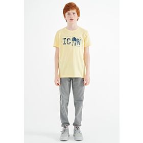 Tommy Life 11118 Sarı Ön Yazı Nakışlı O Yaka Standart Kalıp Erkek Çocuk T-Shirt