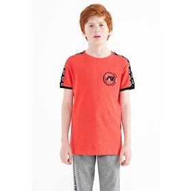 Tommy Life 11121 Coral Omuz Baskı Detaylı Standart Kalıp O Yaka Erkek Çocuk T-Shirt