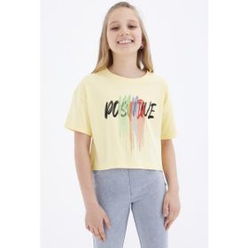 Tommy Life 75036 Renkli Yazı Baskılı O Yaka Oversize Düşük Omuz Sarı Kız Çocuk Crop T-Shirt