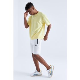 Tommy Life 81136 Ekru Gizli Fermuar Arka Cepli Bağcıklı Standart Erkek Kalıp Şort