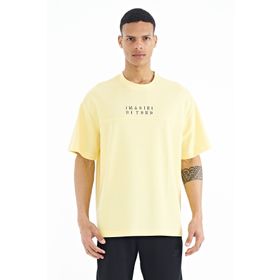 Tommy Life 88178 Sarı Yazı Nakışlı Oversize O Yaka Erkek T-shirt