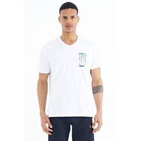 Tommy Life 88186 Beyaz Baskı Detaylı V Yaka Standart Kalıp Erkek T-Shirt