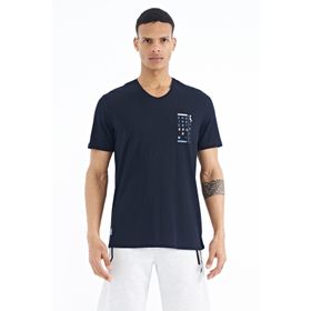 Tommy Life 88186 Lacivert Baskı Detaylı V Yaka Standart Kalıp Erkek T-shirt