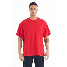 Tommy Life 88193 Kırmızı Kol Arma Detaylı Basic Oversize Erkek T-shirt