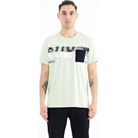 Tommy Life 88200 Açık Yeşil Ön Cep Detaylı Baskılı Standart Kalıp Erkek T-shirt