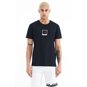 Tommy Life 88230 Lacivert Minimal Basklı Detaylı O Yaka Standart Kalıp Erkek T-Shirt