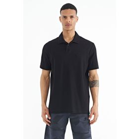 Tommy Life 88237 Erkek Siyah Polo Yaka Logo Nakışlı Standart Form Erkek T-Shirt