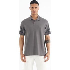 Tommy Life 88240 Koyu Gri Kol Baskı Detaylı Polo Yaka Standart Form Erkek T-shirt