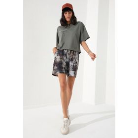 Tommy Life 91005 Haki Kadın Batik Desenli Bağcıklı Cepli Rahat Form Bermuda Şort