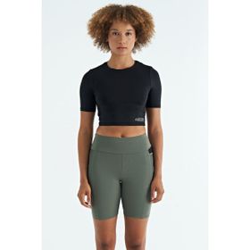 Tommy Life 97265 Siyah Sırt Dekolteli Standart Kalıp O Yaka Kadın Crop T-Shirt