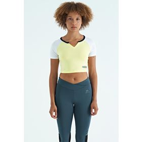 Tommy Life 97270 Limon Renk Bloklu Logo Baskılı O Yaka Dar Kalıp Kadın Crop T-Shirt