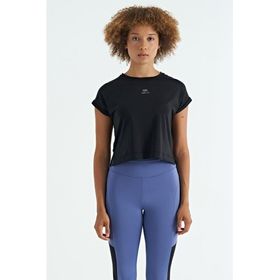 Tommylife 97262 Siyah Logo Baskılı O Yaka Düşük Kol Oversize Crop Bayan T-Shirt