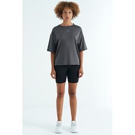 Tommylife 97263 Koyu Gri O Yaka Baskı Detaylı Oversize Kısa Kol Kadın T-Shirt
