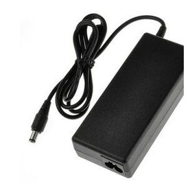 Toshiba PA3715E-1AC3 Uyumlu Laptop Adaptör