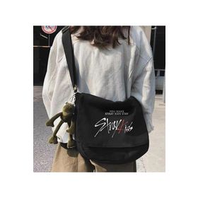 Touz Moda Kpop Serisi Stray Kids Baskılı Siyah Unisex Postacı Çantası