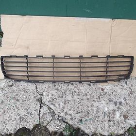 Toyota Auris 2007-2010 Ön Tampon Panjuru
