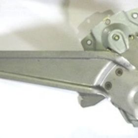 Toyota Corolla-AE111 1999-2000 Sol Manuel Arka Cam Krikosu