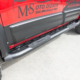 Toyota Hilux Amazon Ø76 2015 ve Sonrası Siyah Yan Basamak