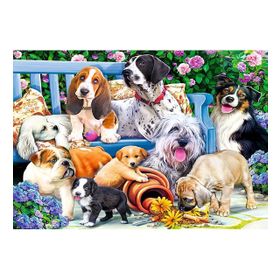 Trefl Dog In The Garden 1000 Parça Puzzle