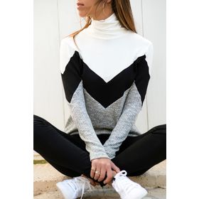 Trend: Alaçatı Stili ALC-016-173-yn Siyah-beyaz Yumoş Garnili Bluz