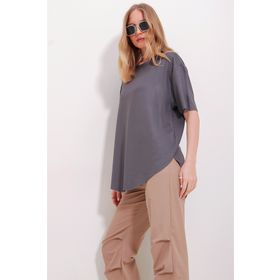 Trend Alaçatı Stili ALC-X11506 Kadın Antrasit Bisiklet Yaka Oval Kesim Modal T-Shirt
