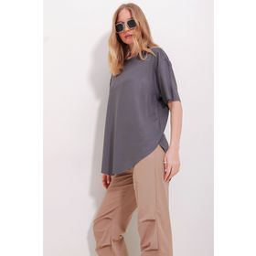 Trend Alaçatı Stili ALC-X11506 Kadın Antrasit Bisiklet Yaka Oval Kesim Modal T-Shirt