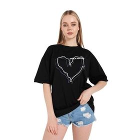 Trendseninle Çizgili Figür Kalp Have A Holiday Baskılı Siyah Kadın T-shirt