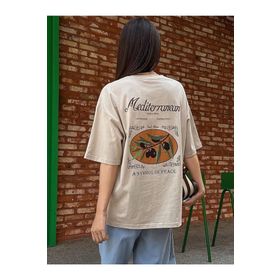Trendseninle Mediterranean Baskılı Bej Oversize Kadın T-shirt