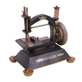 Trendypazar El Yapımı Dikiş Makinesi Maketi