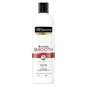 TRESemme 592 ml P/C Keratin Smooth Kıvırcık Saçlar İçin Bukle Belirginleştirici Saç Kremi